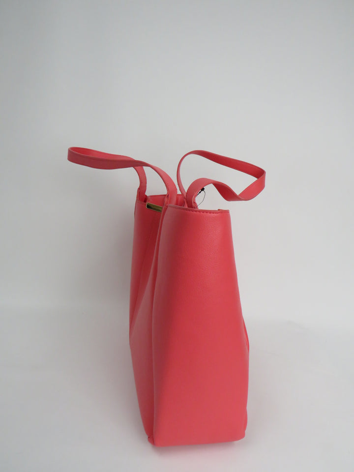 On 34th Azriell Extra-Large Tote