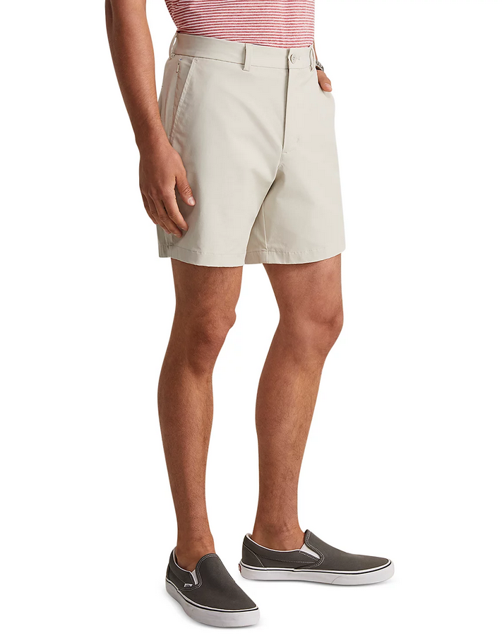 Vineyard Vines MEN 7" On The Go Shorts