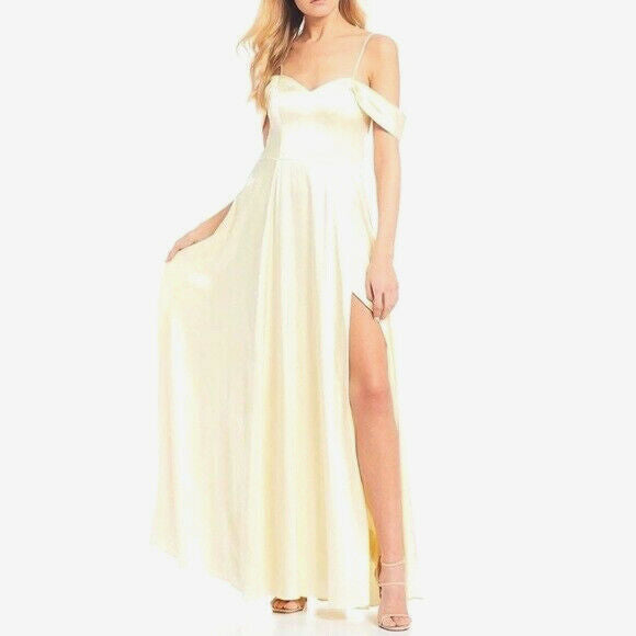 Vestido de satén con hombros descubiertos y corazones de lentejuelas para jóvenes MSRP $149 Talla 3 # 10A 1668 NUEVO