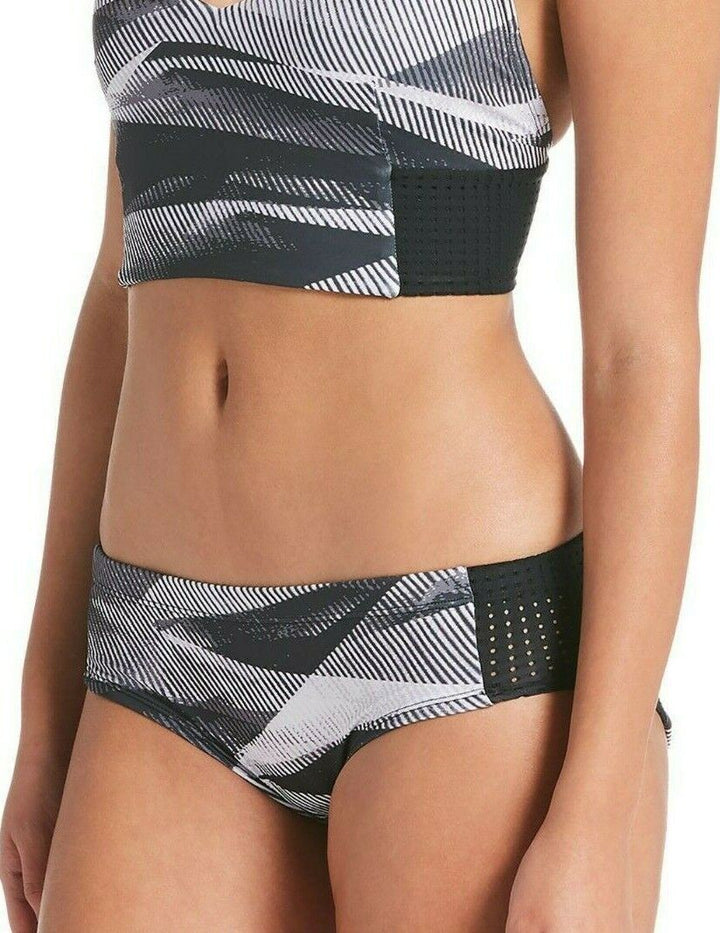 Nike Line Up Printed Hipster Bikini Bottoms MSRP $ 54 Talla L # 30D 88 NUEVO