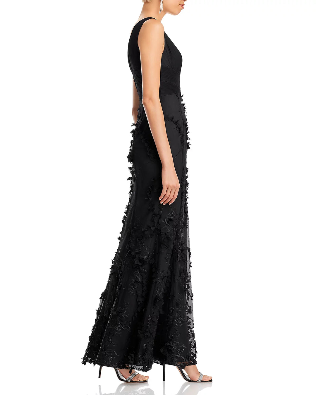 Aidan Mattox Floral Appliqué Mermaid Gown