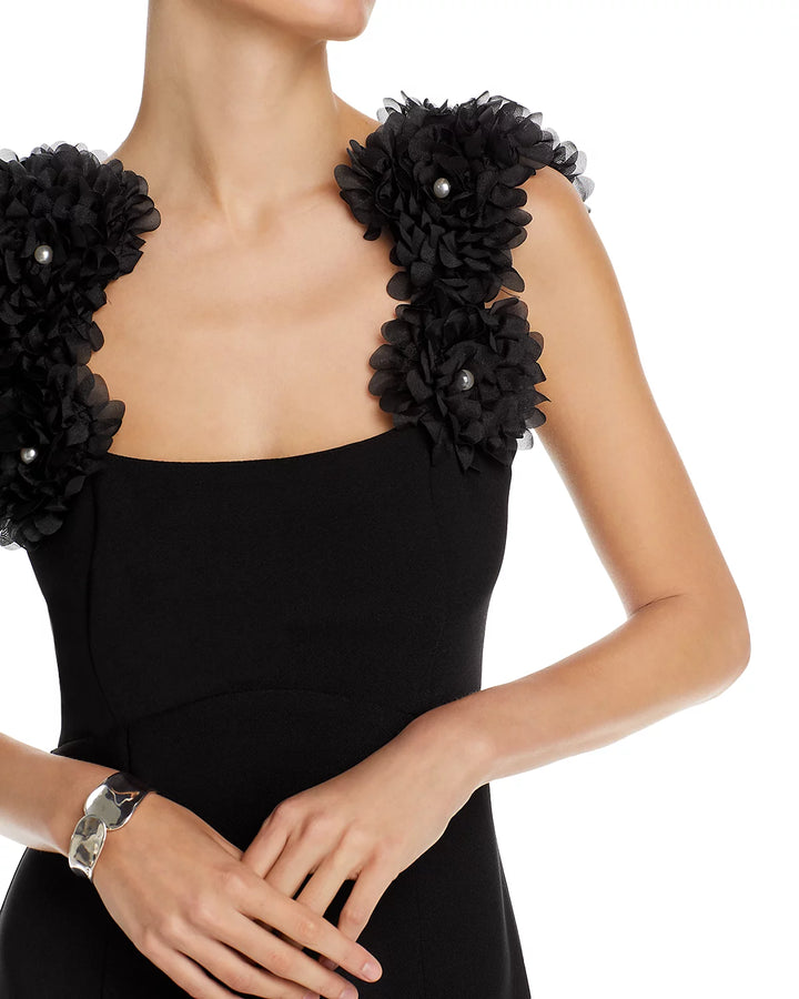 Elliatt Gabby Chrysanthemum Appliqué Dress