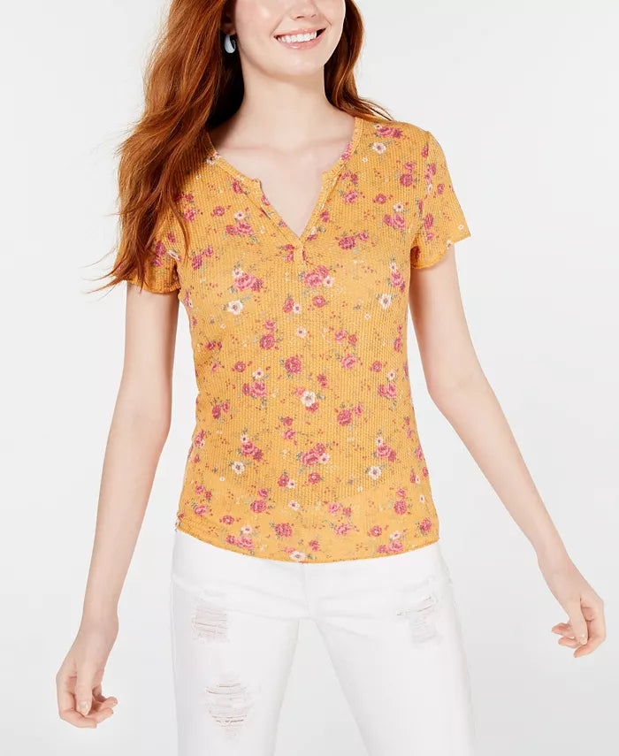 Ultra Flirt Juniors' Floral Lace-Back T-Shirt