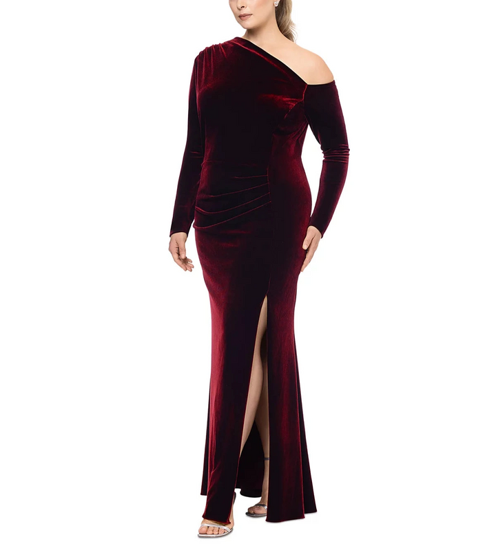 Betsy & Adam Plus Size Cold-Shoulder Velvet Gown