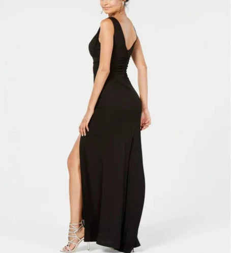 Emerald Sundae Juniors' Sweetheart Side-Slit Gown