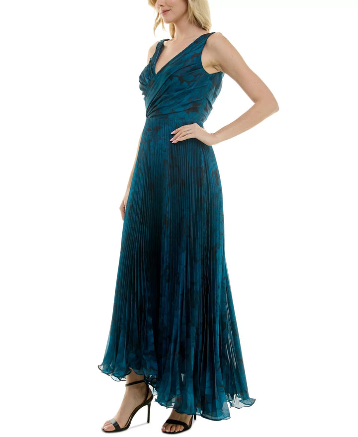 Taylor Women's V-Neck Sleeveless Pleat-Skirt Chiffon Gown MSRP $248