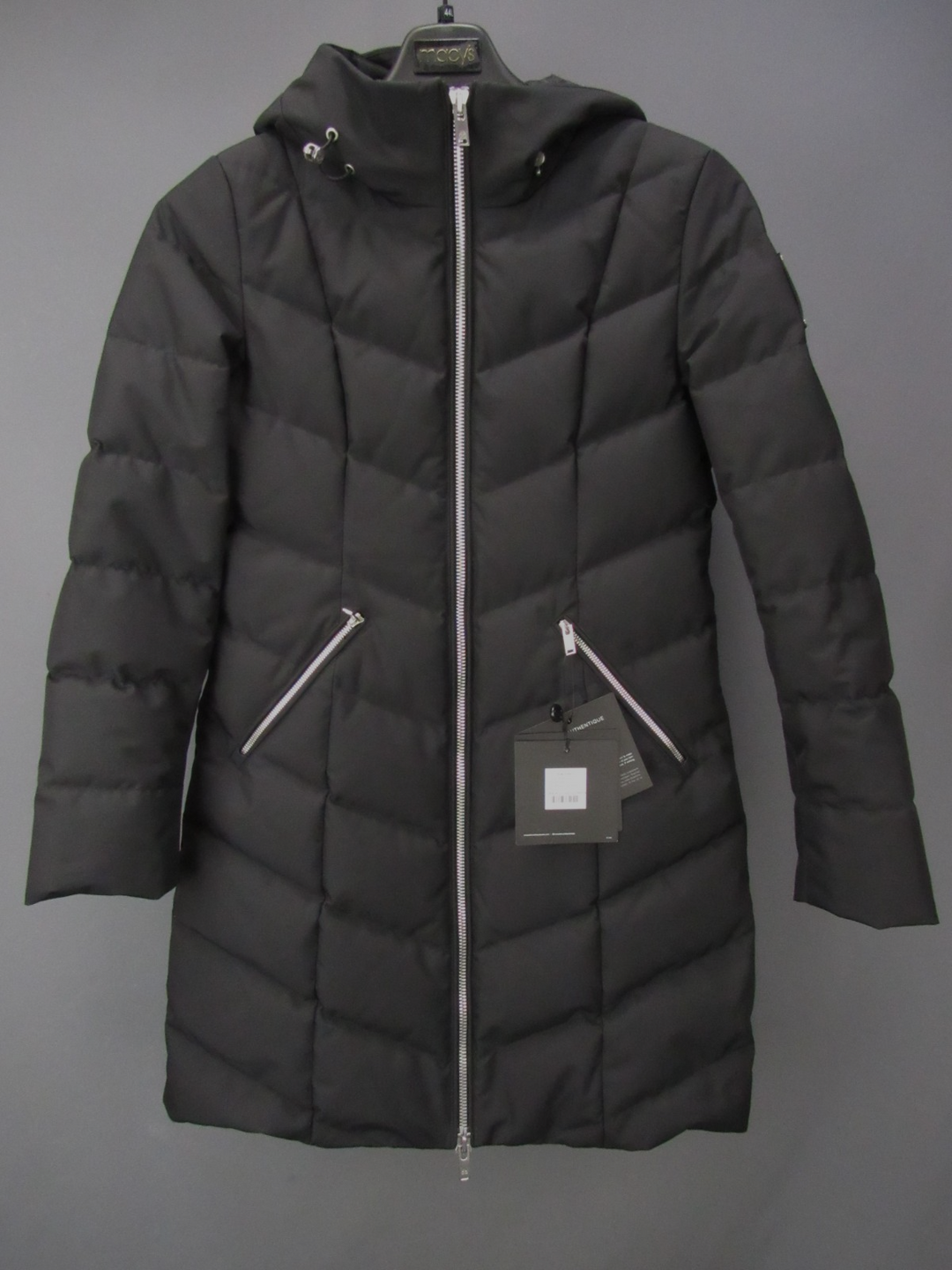 Moose Knuckles Cloud IDI Parka MSRP $1095