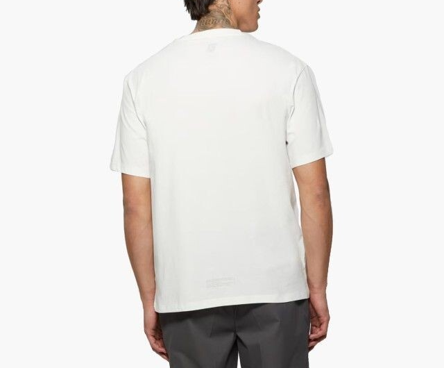 GUESS  Alino Triangle Signature Tee  MSRP $39 Size L