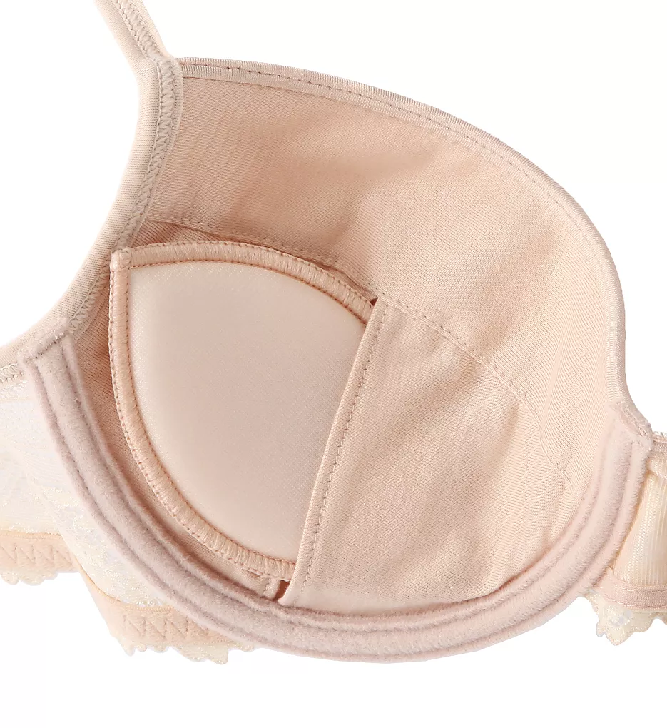 Wacoal Petite Embrace Lace Push-up Bra MSRP $62