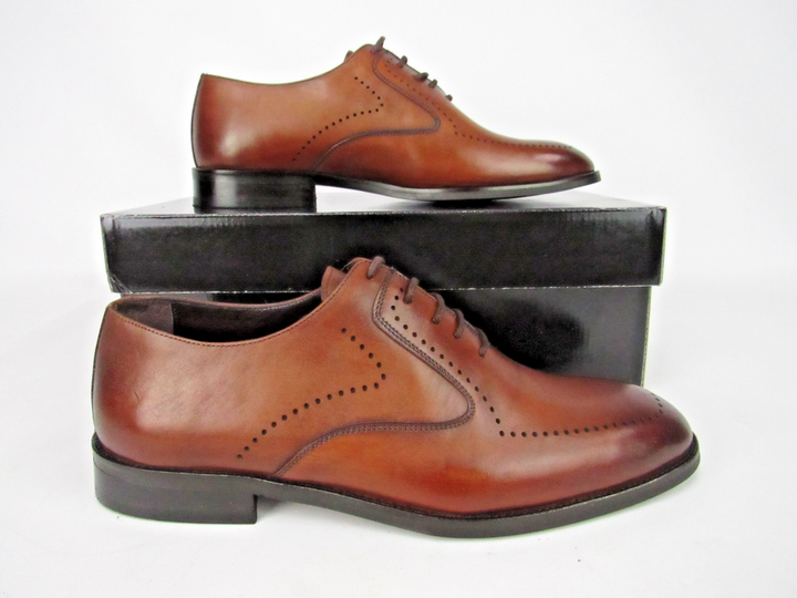 Classic Calf Leather Elegant Dress Shoes - Handcrafted Size EU 41