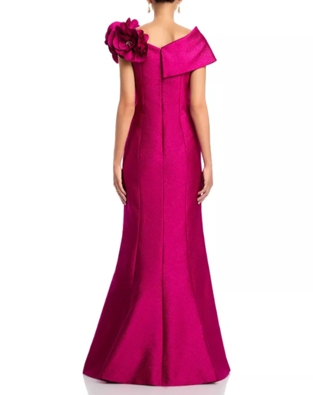 Teri Jon by Rickie Freeman Pebble Jacquard 3D Flower Gown MSRP $1110