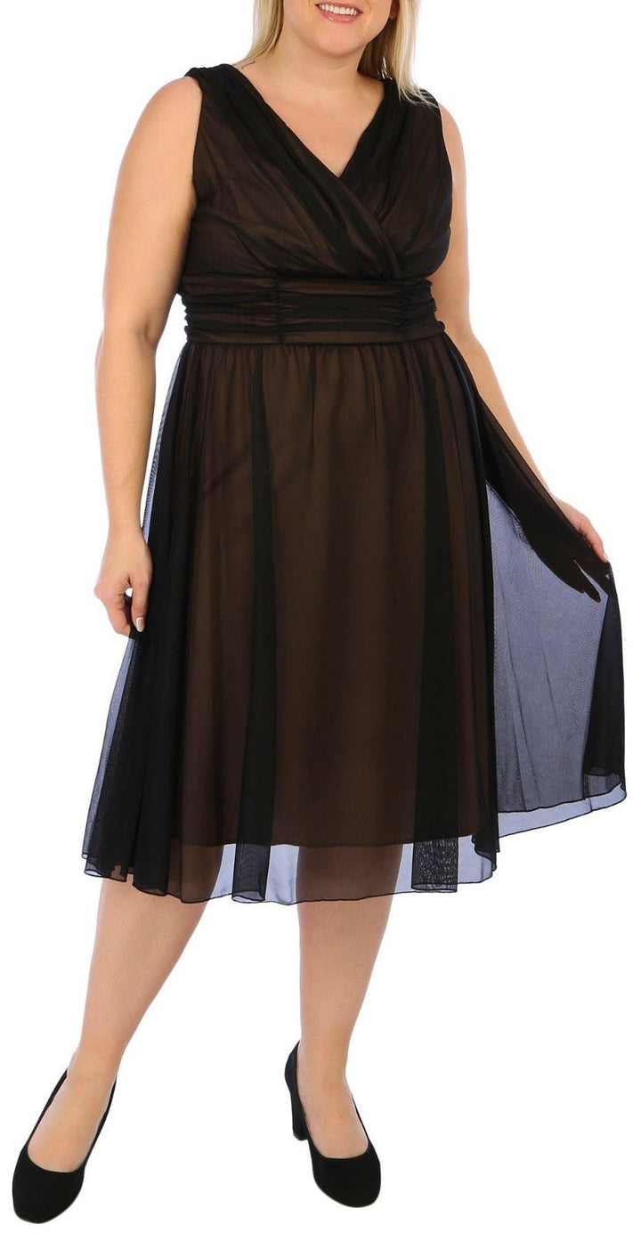 Connected Plus Size Sleeveless Chiffon Midi Dress MSRP $99