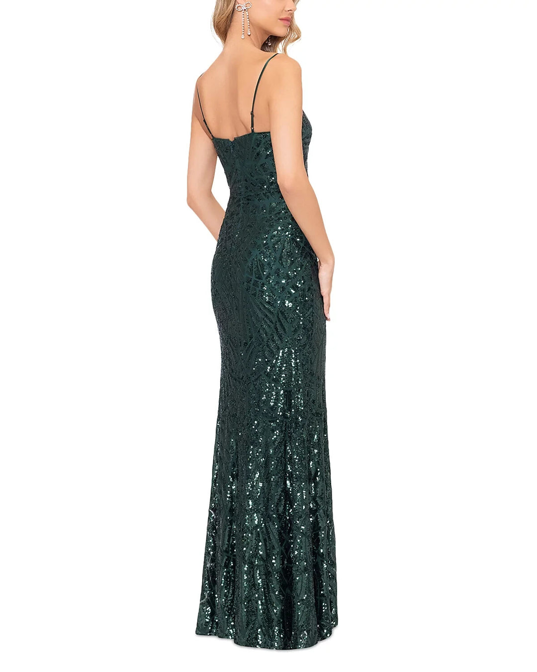 AQUA V-Neck Spaghetti Strap Sequin Gown MSRP $348