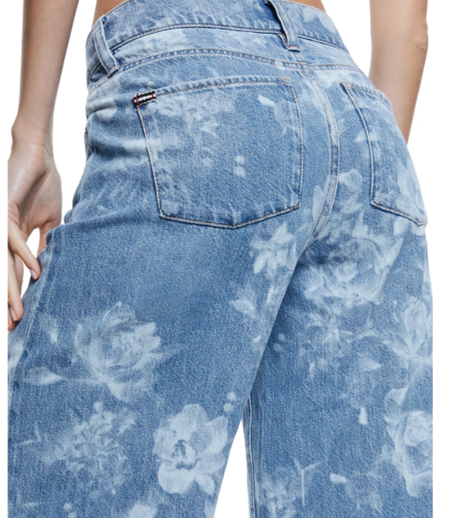Alice and Olivia Trish Low Rise Baggy Jeans MSRP $350