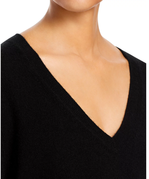 Vince Weekend V-Neck Cashmere Sweater MSRP $348