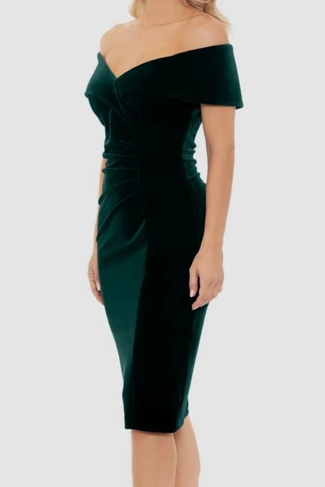 XSCAPE Women's Velvet Off-The-Shoulder Midi Dress MSRP $149