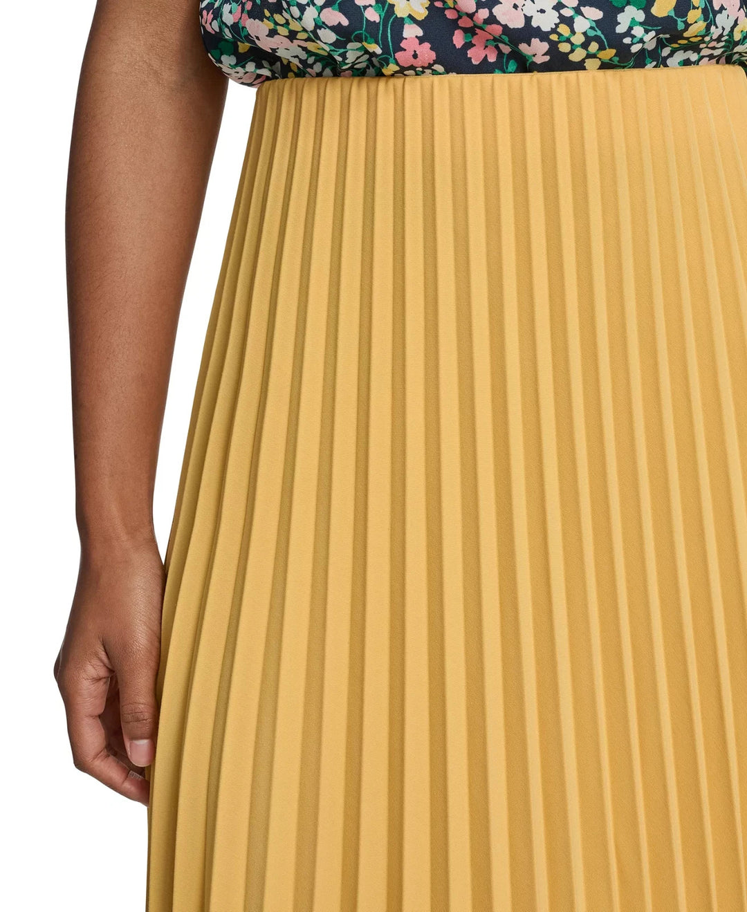 Tommy Hilfiger Women's Pleated Pull-On Skirt MSRP $119