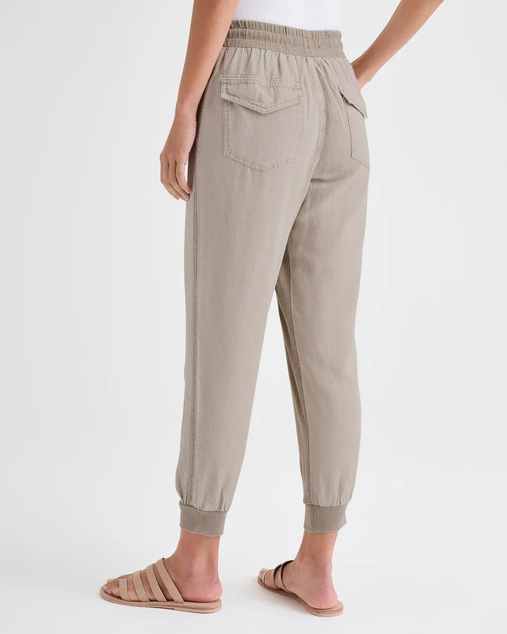 Splendid Lakeside Knit Mid Rise Jogger Pants MSRP $158