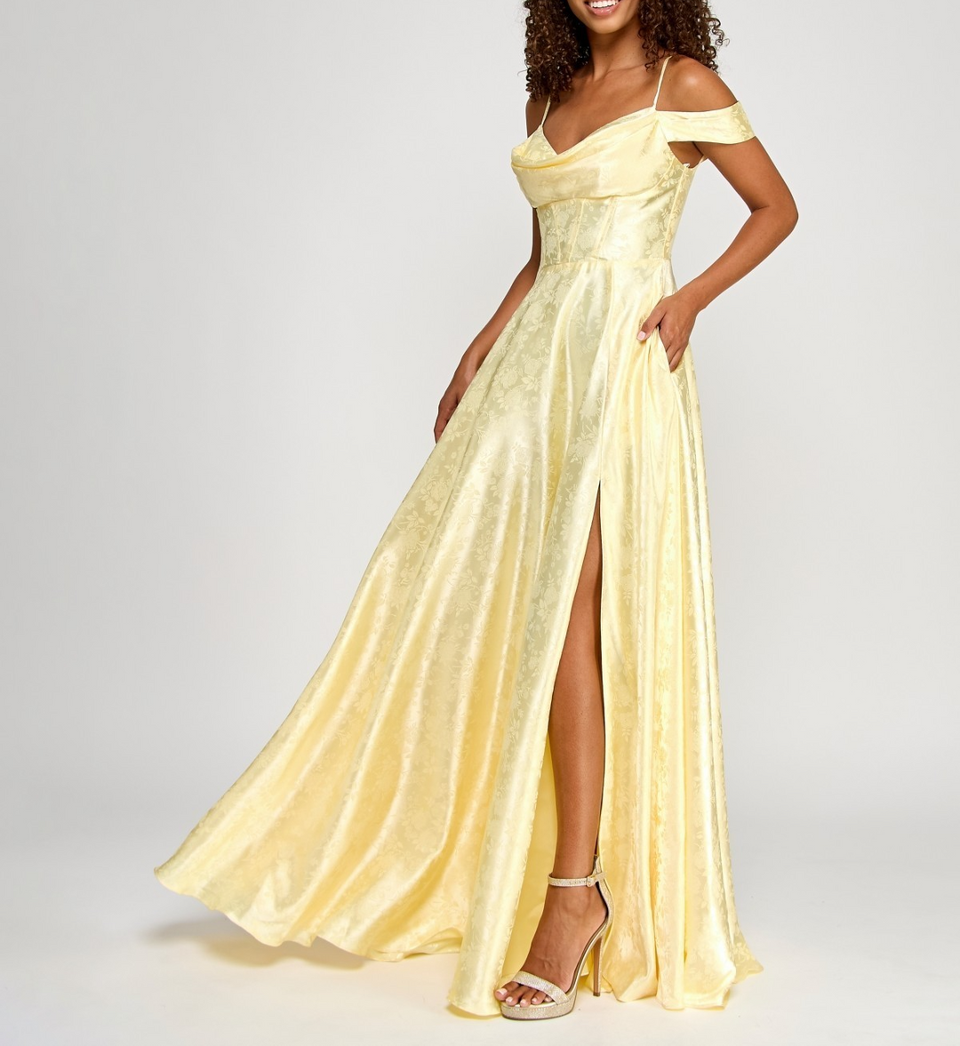 B Darlin Juniors' Sweetheart-Neck Jacquard Dress MSRP $139