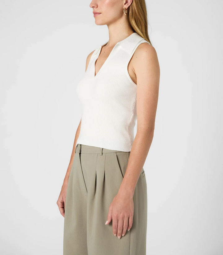 French Connection Cosysoft V-Neck Sleeveless Sweater Vest MSRP $88