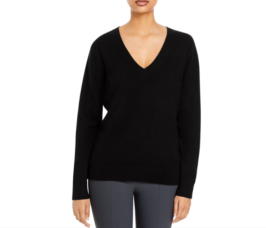 Vince Weekend V-Neck Cashmere Sweater MSRP $348