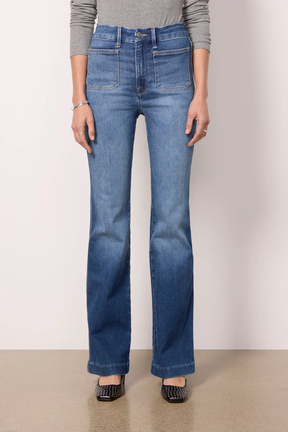 Good American Good Curve Patch Pocket Bootcut Jeans MSRP $169