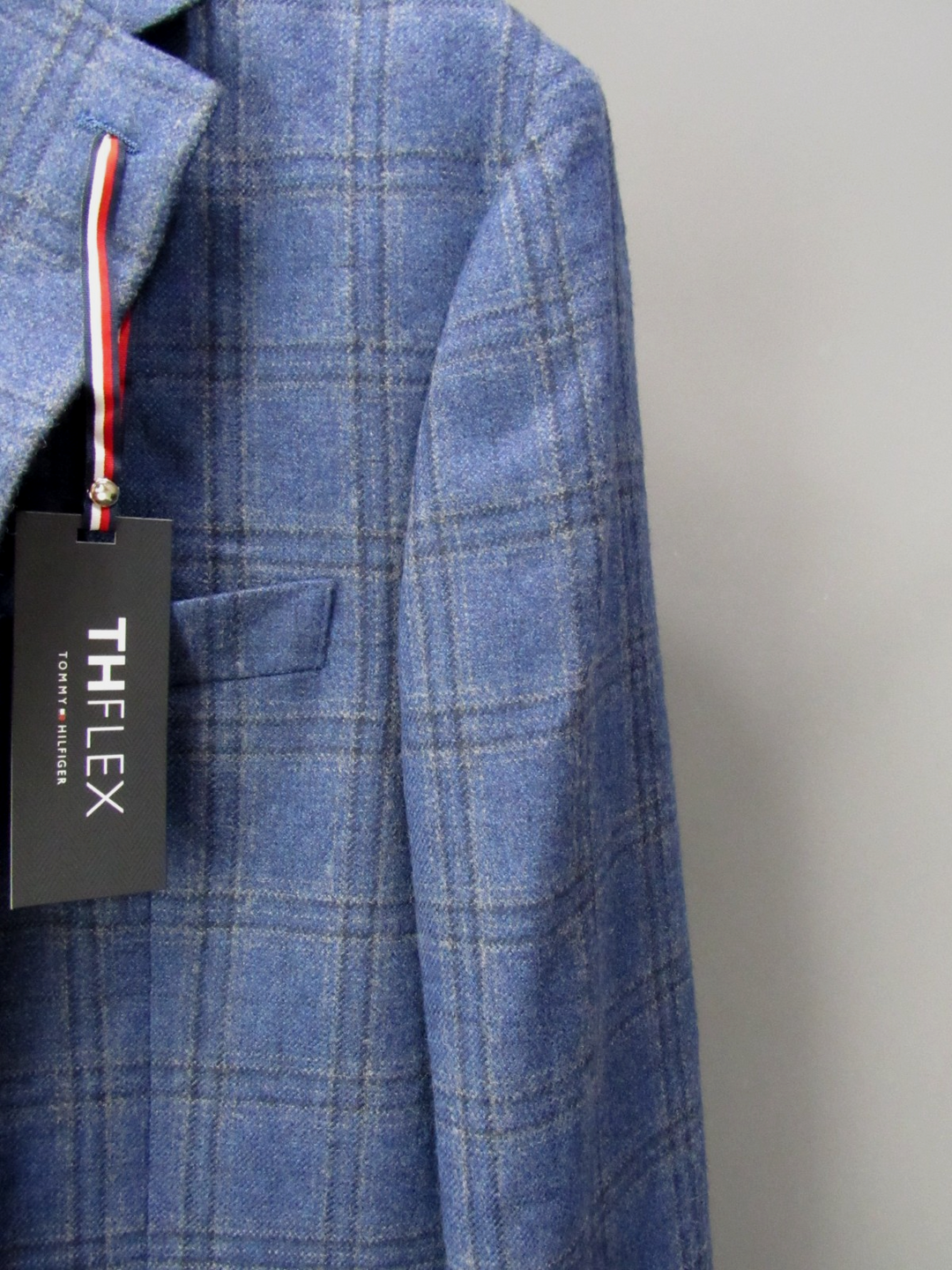 Tommy Hilfiger Men's Wool blend Check Sport Coat MSRP $375