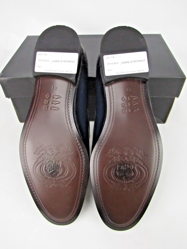 Elegant Men’s Calf Leather Loafers with Microlight Sole – Handcrafted Size EU 41