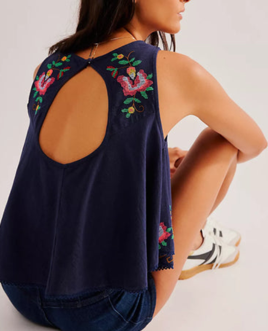 Free People Fun And Flirty Embroidered Top MSRP $78
