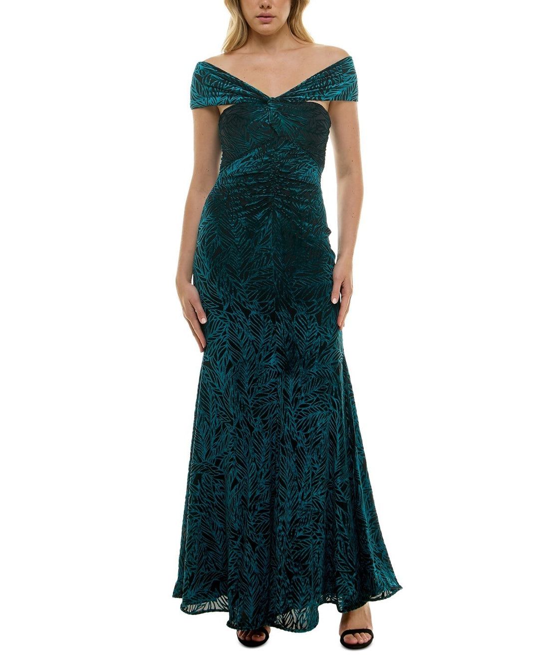 Taylor Women's Off-the-Shoulder Textured Velvet Gown MSRP $248