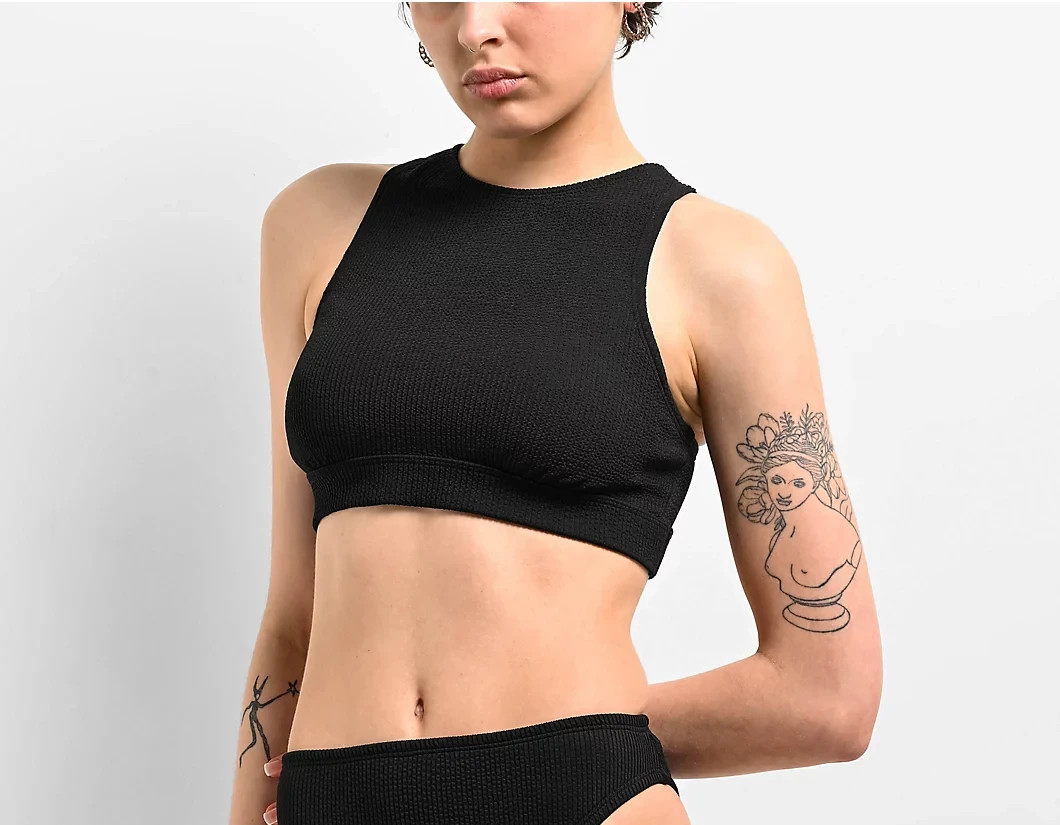 Nike Women's Essential High-Neck Bikini Top MSRP $58