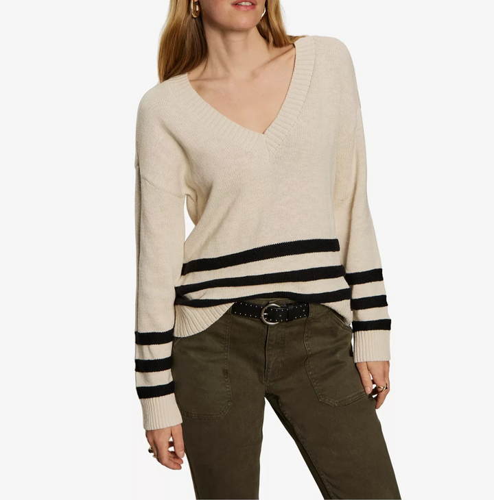 Sanctuary Women's Classic V-Neck Sweater MSRP $79