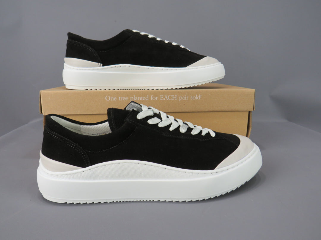 The Rad Black Kids Men's Lobela Skate Low Top Sneakers MSRP $175