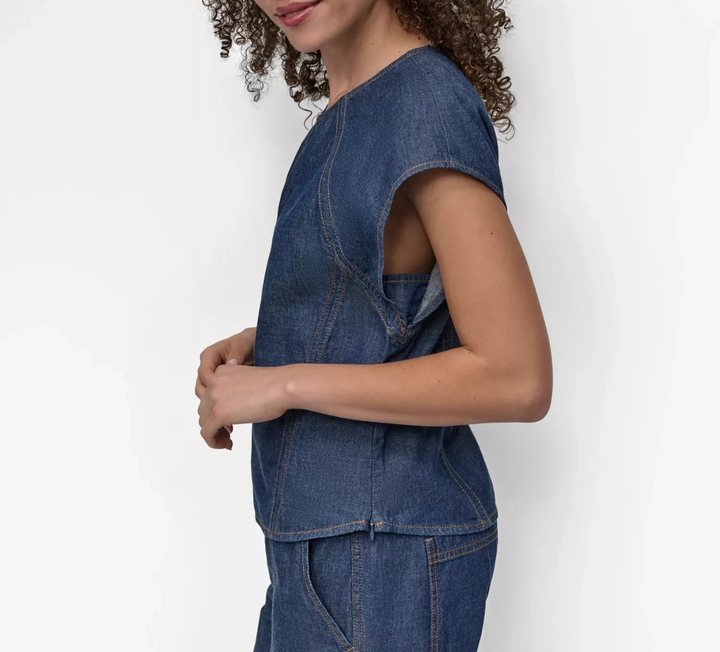 DKNY Women's Cotton Seamed Light-Weight Denim Top MSRP $89