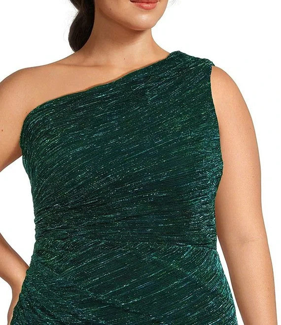 Betsy & Adam Plus Size Metallic One-Shoulder Gown MSRP $269