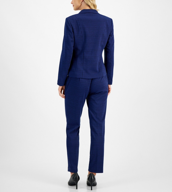 Le Suit Pant Suit MSRP $265