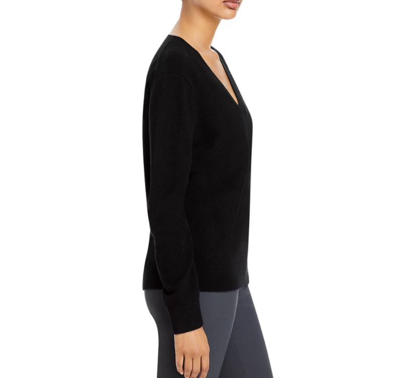 Vince Weekend V-Neck Cashmere Sweater MSRP $348