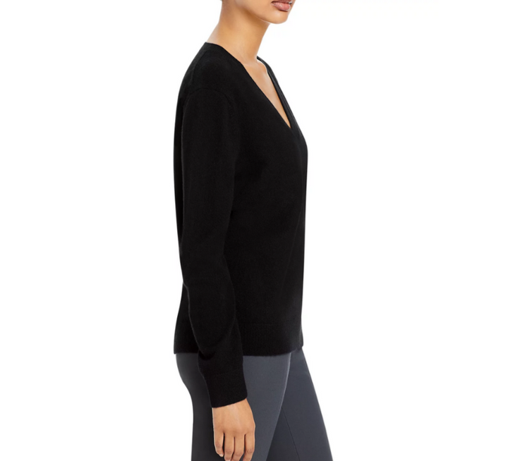 Vince Weekend V-Neck Cashmere Sweater MSRP $348