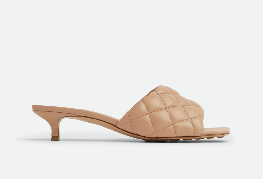 Bottega Veneta Women's Padded Quilted Slip On Sandals M2 356