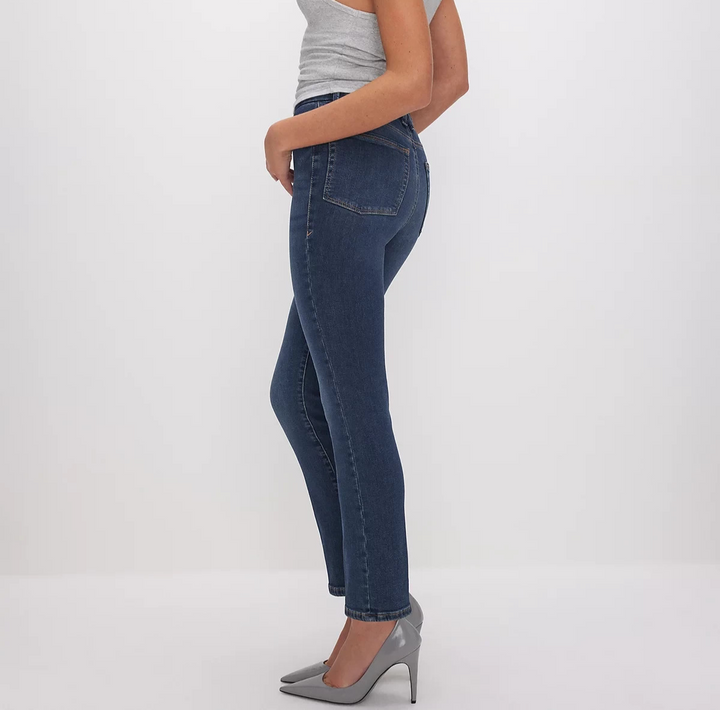 Good American Good Legs Straight Jeans MSRP $108
