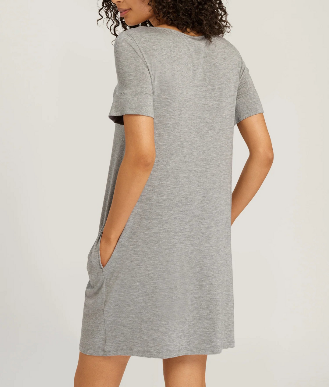 Hanro Natural Elegance Two Pocket Sleepshirt MSRP $180