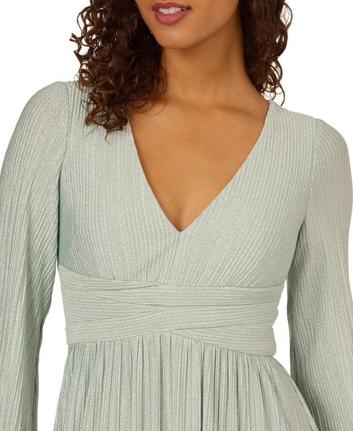 Adrianna Papell Women's V-Neck Pleated Metallic Gown MSRP $249