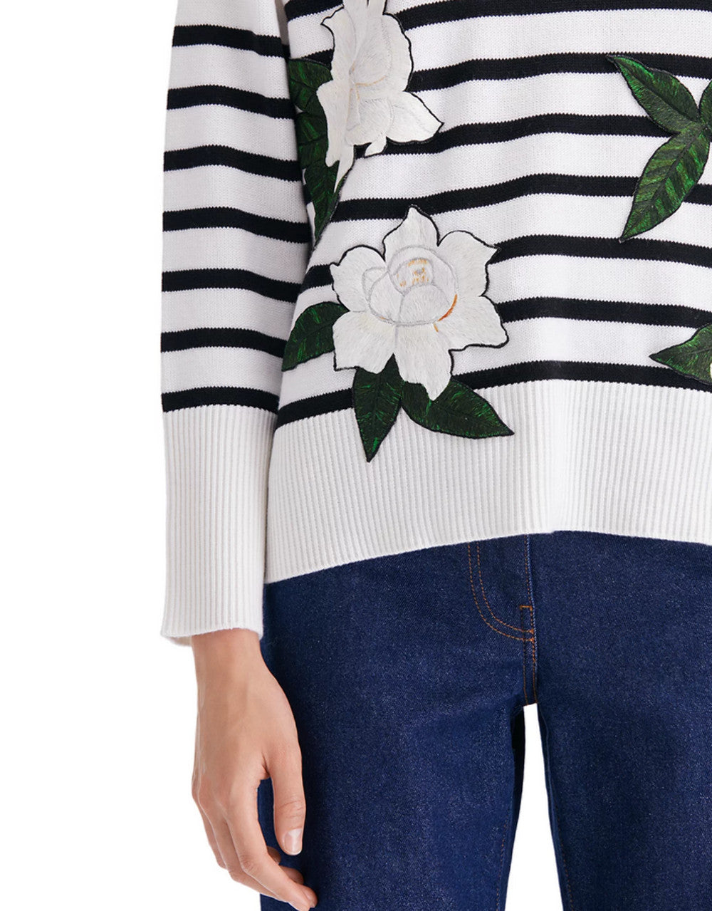Oscar de la Renta Crewneck Sweater 4A 947