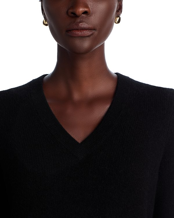 C by Bloomingdale's V-Neck Ribbed Sleeve Cashmere Sweater MSRP $188