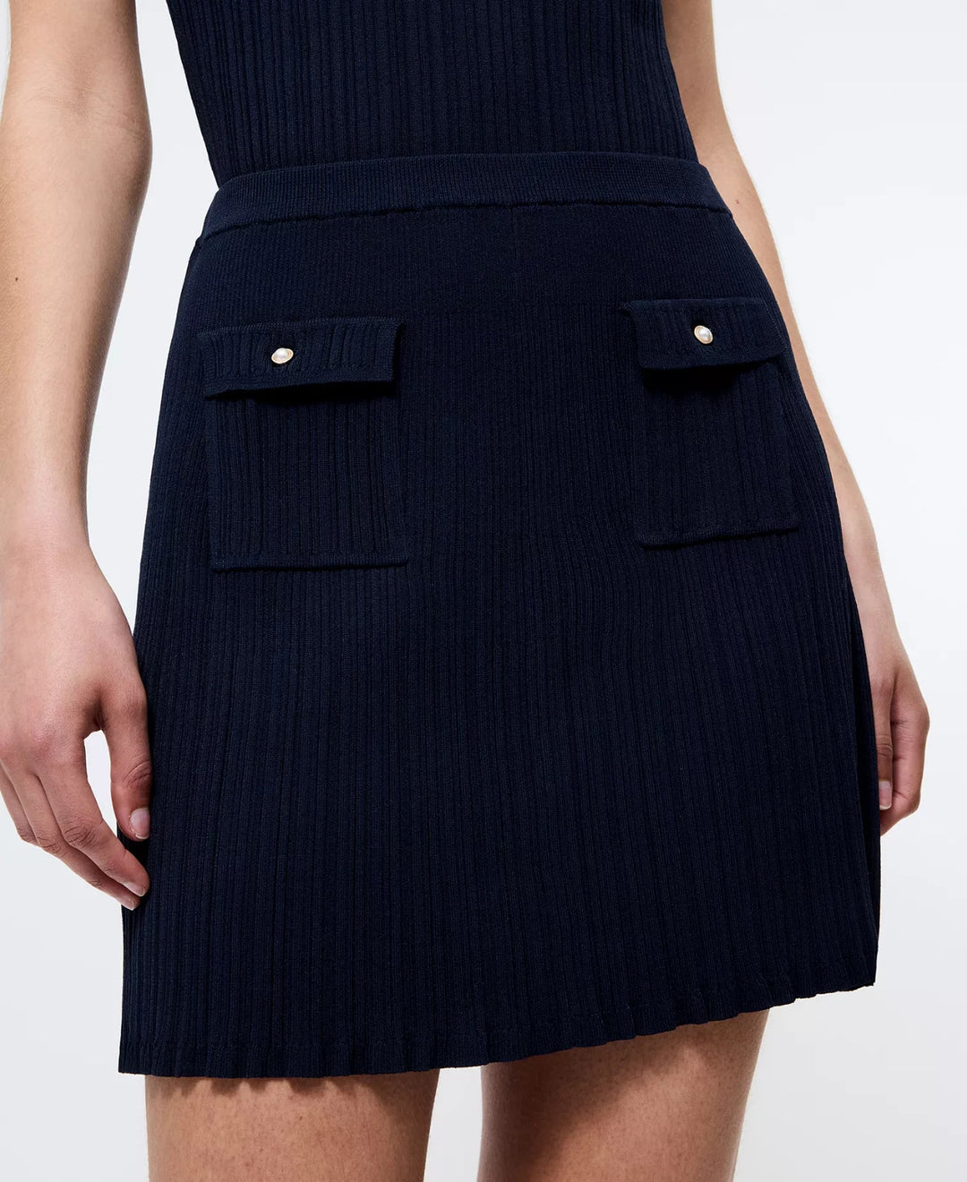 French Connection Women's Crinkle-Knit Two-Pocket Mini Skirt MSRP $118