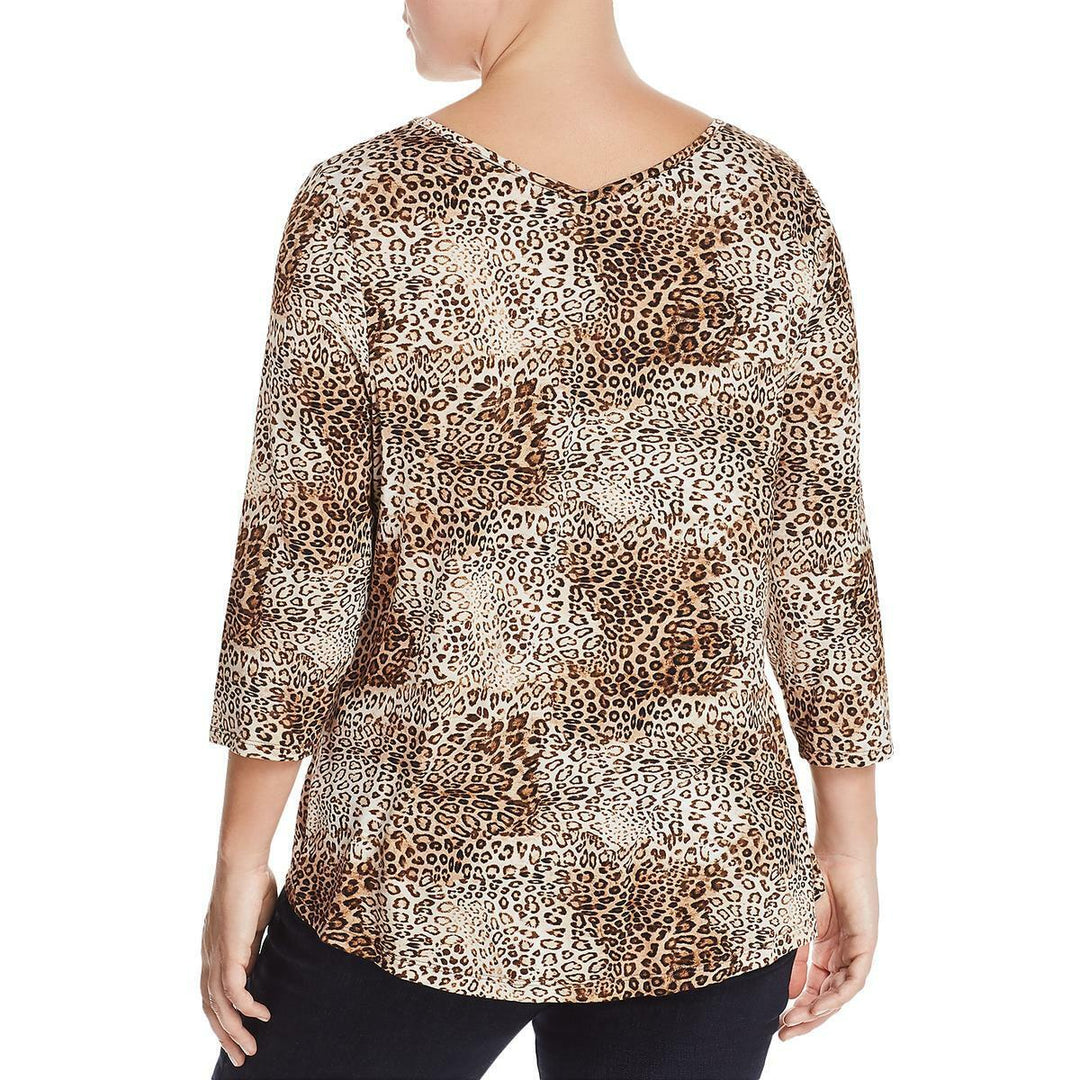 Status by Chenault Plus Leopard Print Knot Hem Top