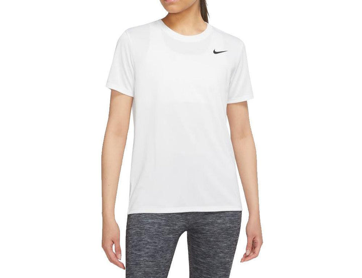 Nike Basic T-Shirt