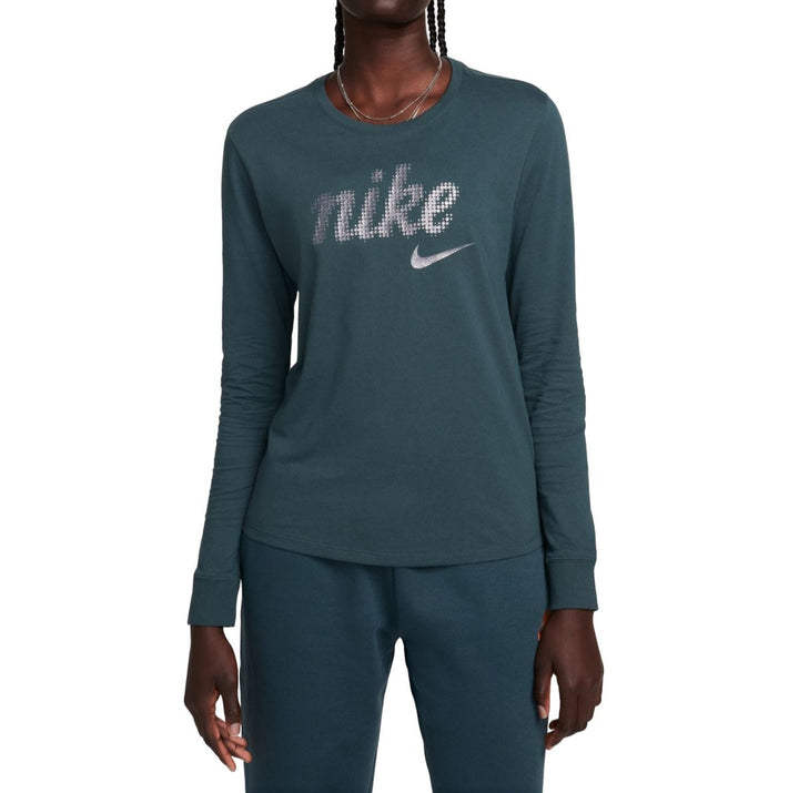 Nike Sportswear Essentials Long-Sleeve Top