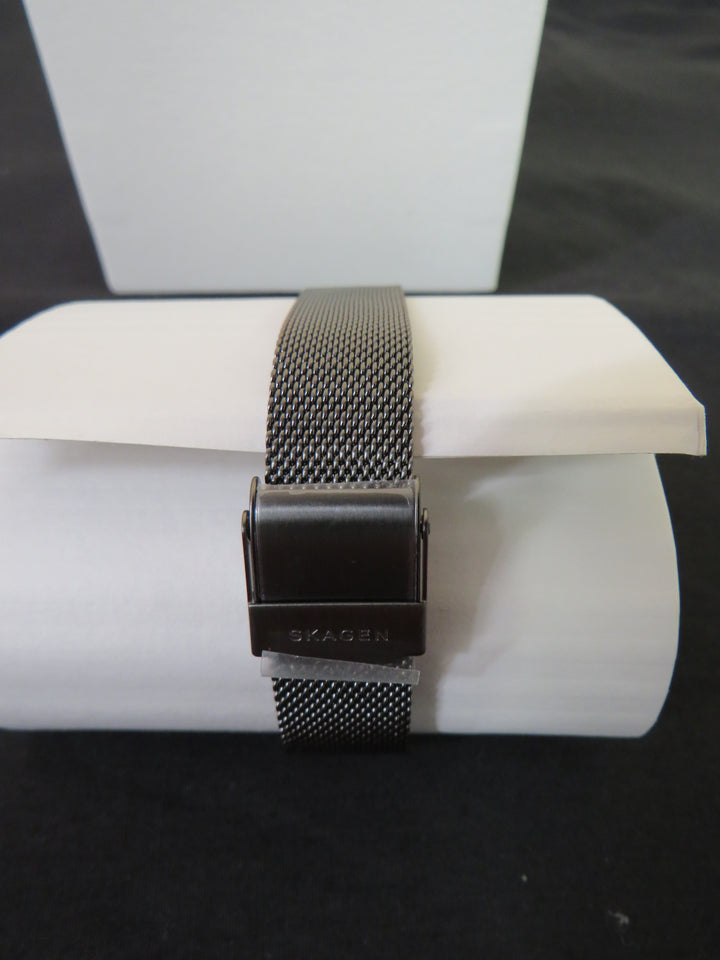 Skagen Women's Signatur Lille Two Hand Gunmetal Stainless Steel Watch 30mm