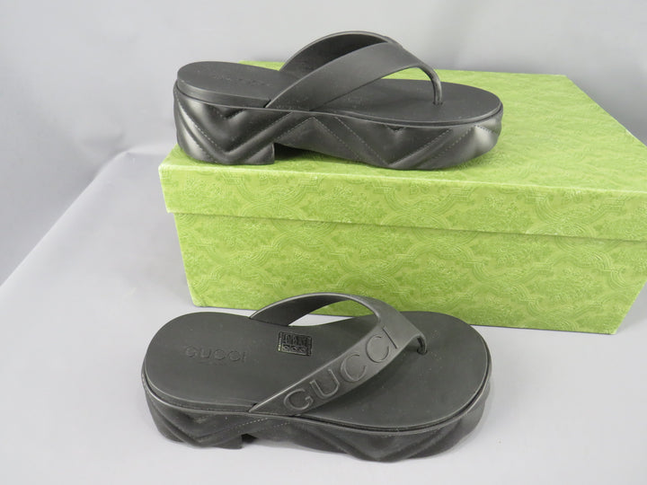 GUCCI Logo-debossed Platform Flip-flops